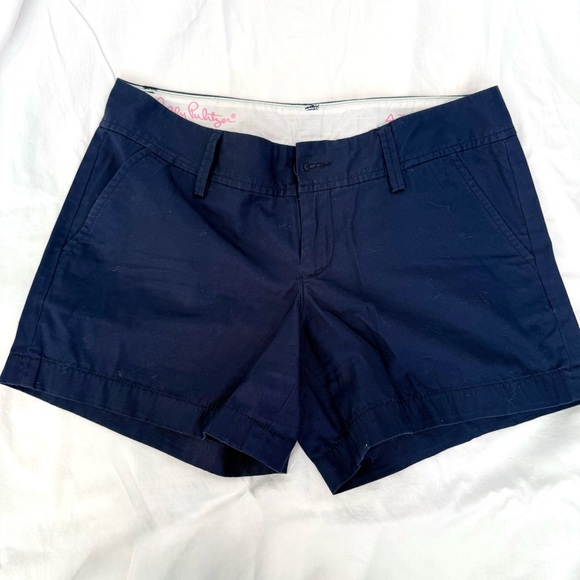 Lilly Pulitzer Pants - Lilly Pulitzer Women's Dark Blue Chino Callahan Shorts size 4
